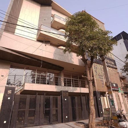 Hotel Leo Saffron - Pitampura เดลี ภายนอก รูปภาพ